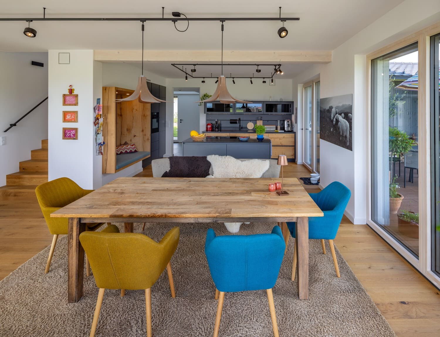 Esstisch aus Holz