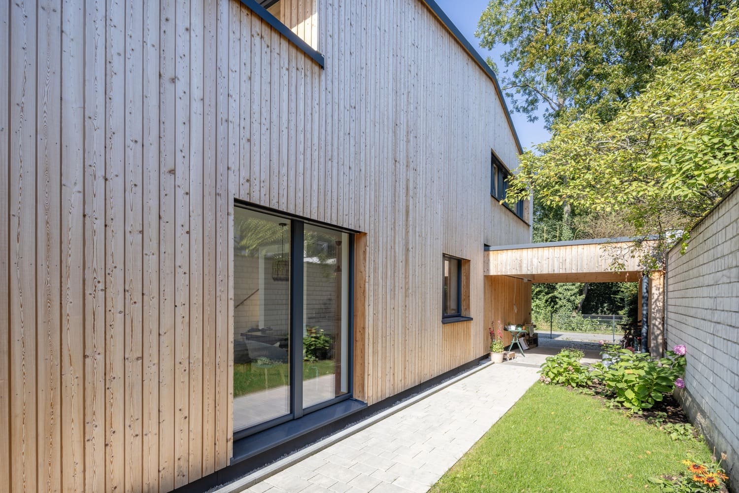 Verbindung Einfahrt Garten