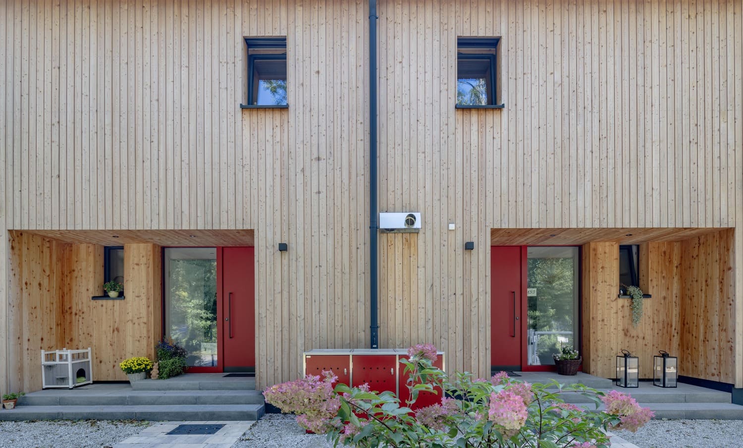 Symmetrischer Eingangsbereich